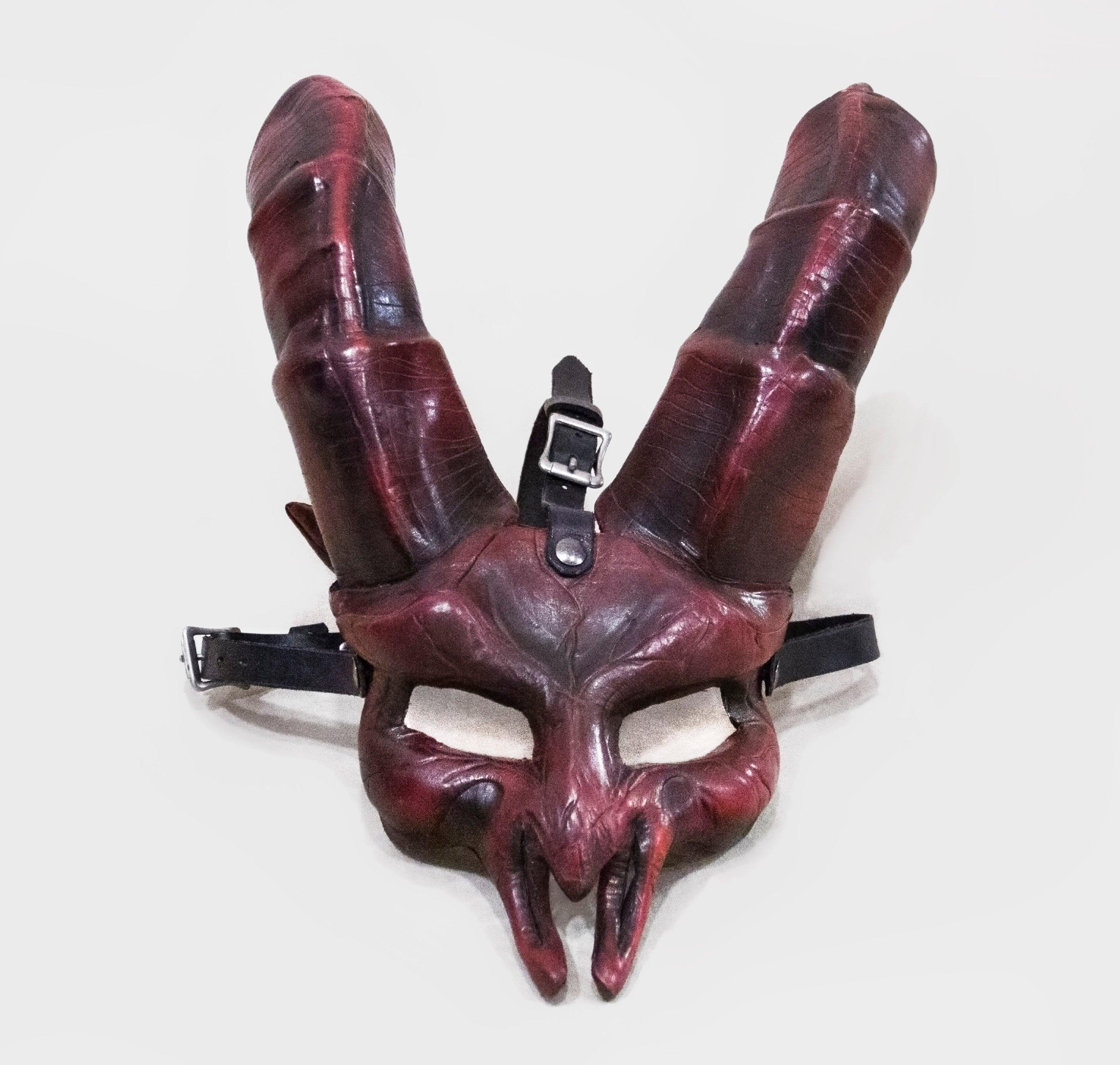 Dark Horned Leather Mask (Schwarz)