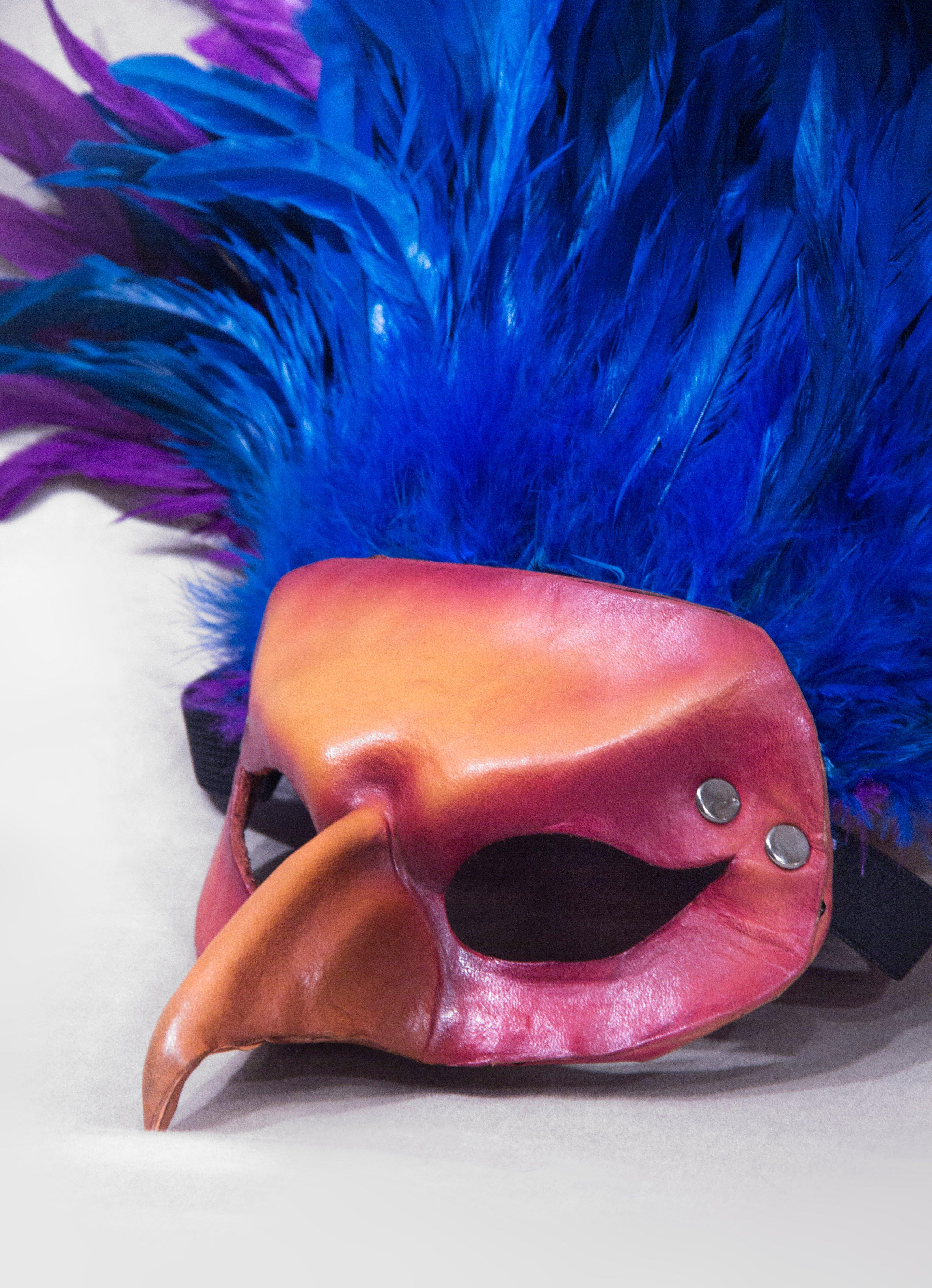 Feathered Leather Carnivale Mask In New Condition In Brooklyn, NY
