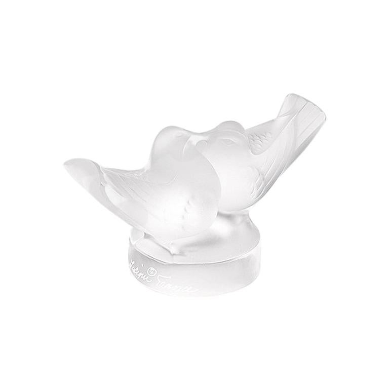 For Sale: Clear Small Two Love Birds Sculpture in Crystal Glass by Lalique