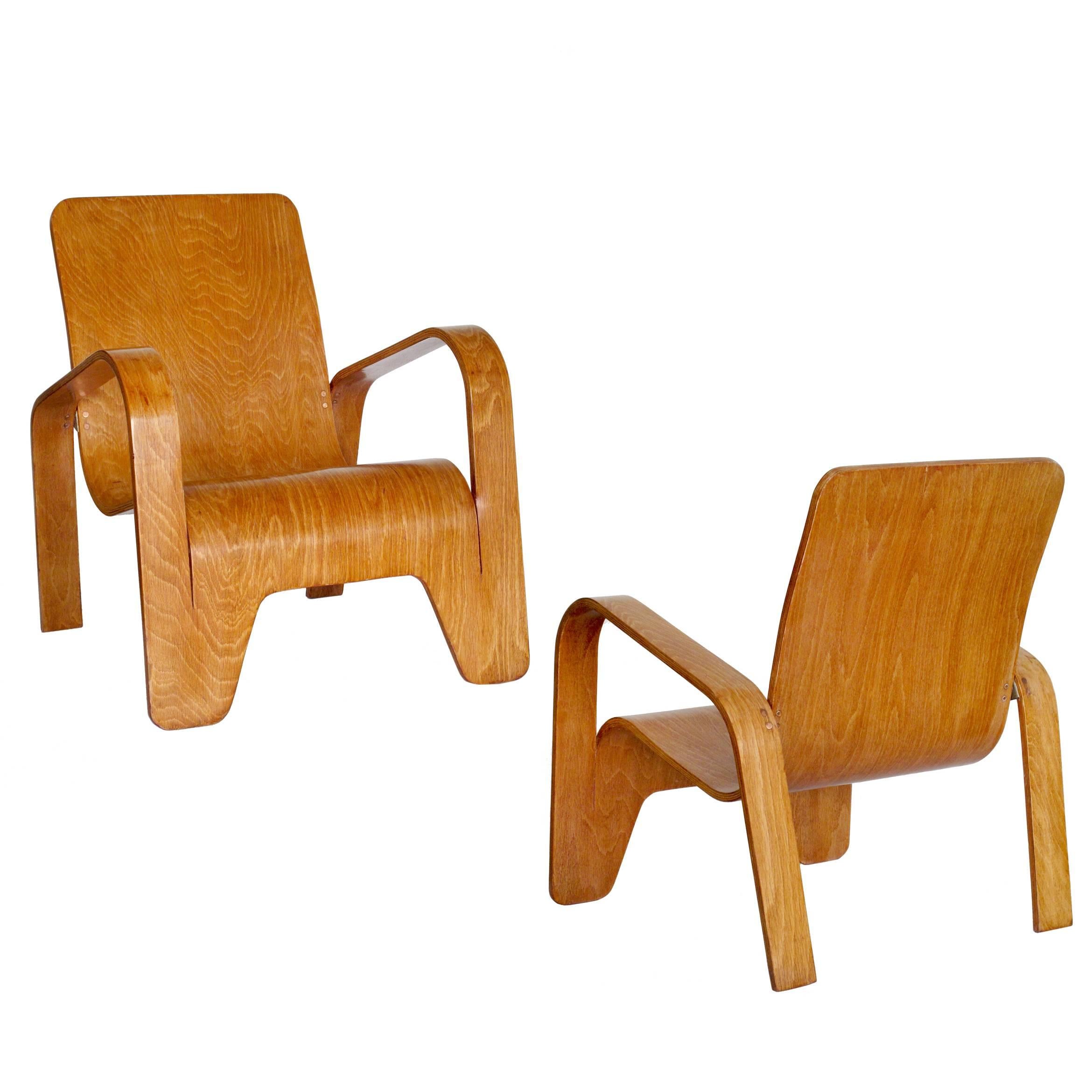 Pair of plywood Lounge Armchairs by Han Pieck Made by Lawo, Netherlands, 1940s For Sale
