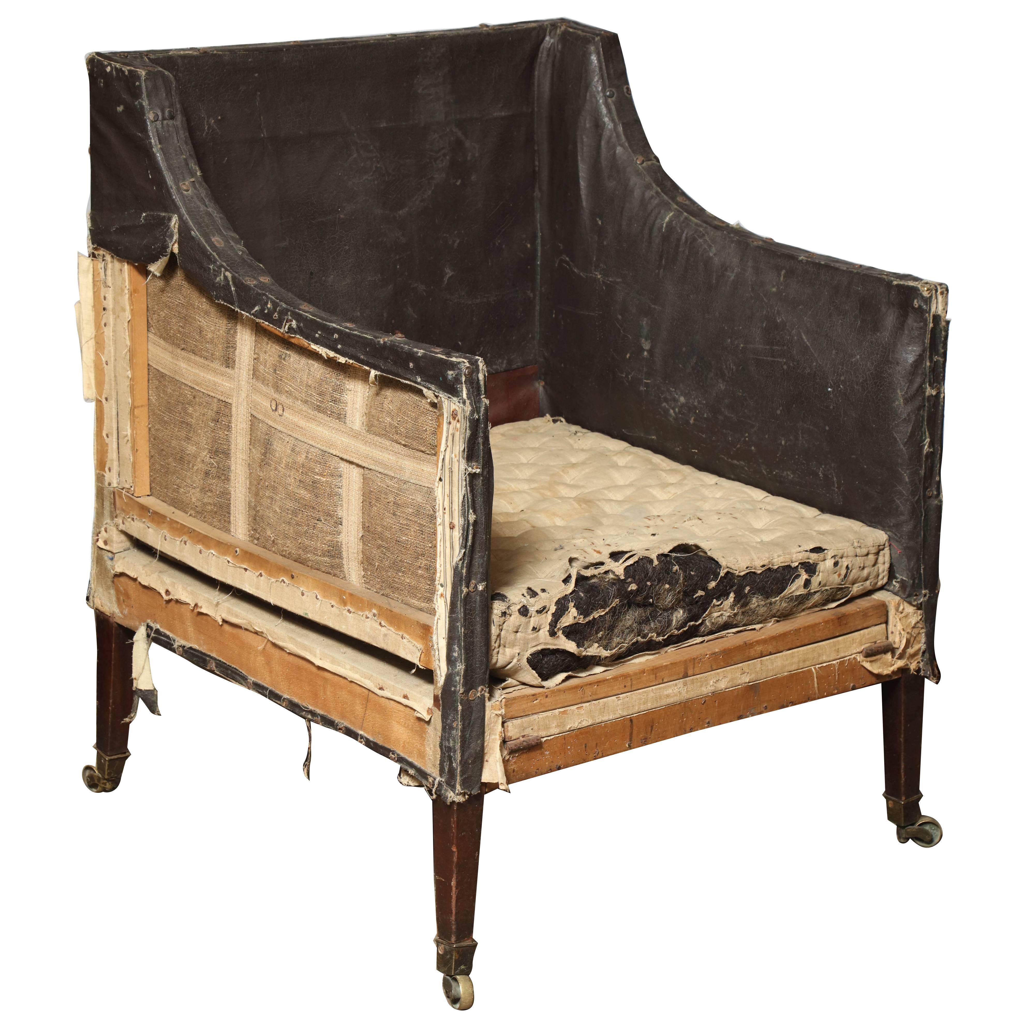Originaler großer englischer Bibliotheksstuhl aus dem 18. Jahrhundert (Folding Cot in Seat) im Angebot