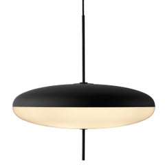 Gino Sarfatti Model No. 2065 Ceiling Light in Black and White