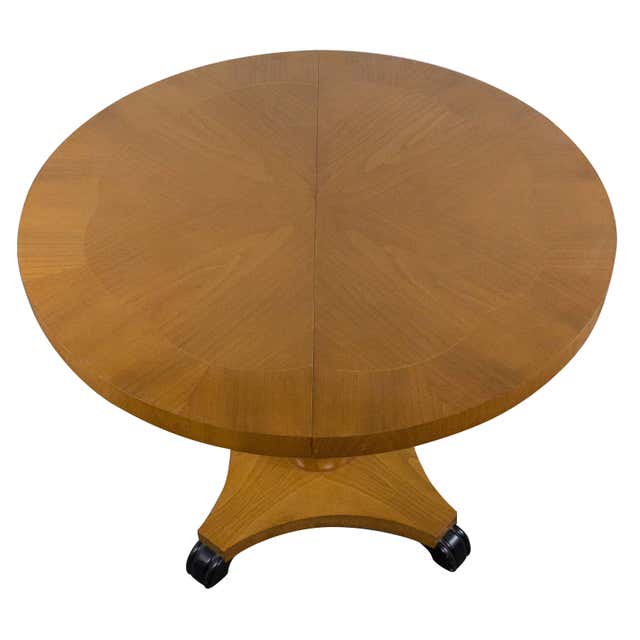 20th Century Art Deco Circular Pedestal Center Table For Sale at 1stDibs