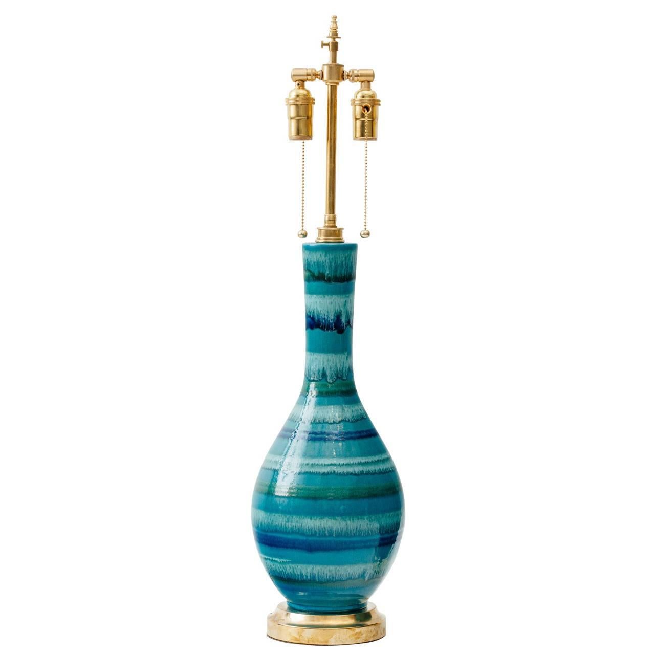 Lampe italienne en céramique à glaçure rayée turquoise et indigo en vente