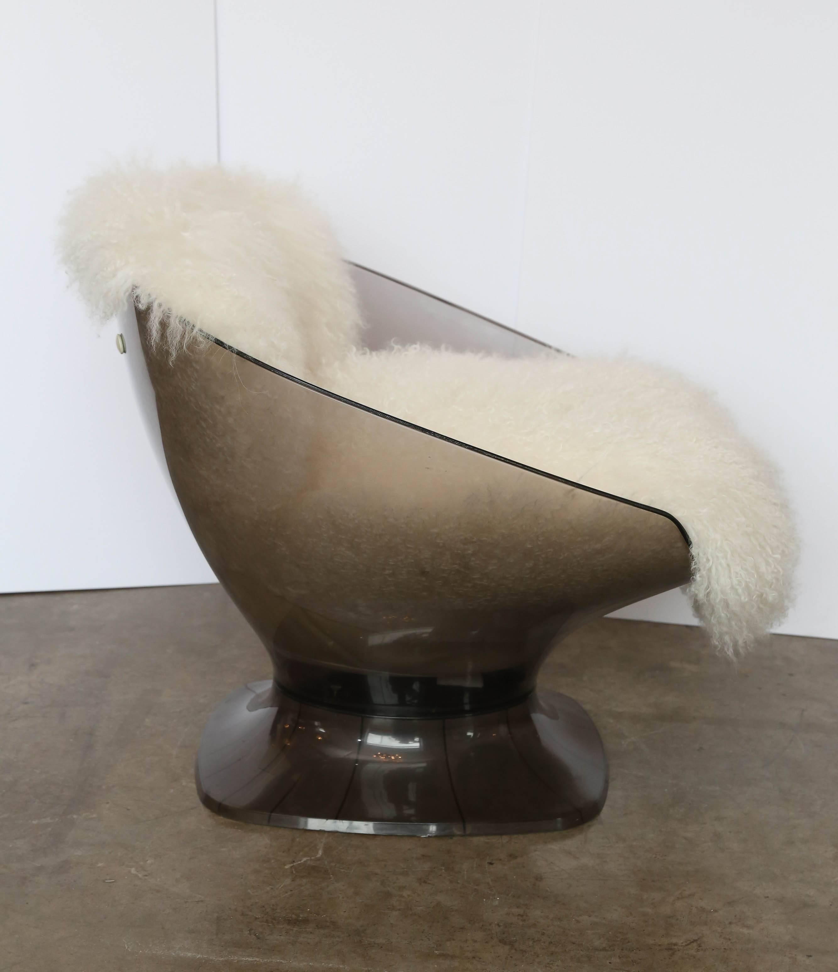 Raphael Lucite and Mongolian Sheepskin Lounge Chair In Good Condition In Houston, TX