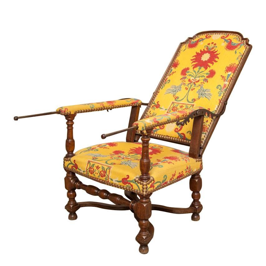 18th Century Walnut Fauteuil Malade Reclining Armchair For Sale