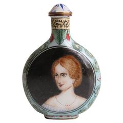 Retro Fine, Chinese, Enamelled Snuff Bottle, Hand painted portraits, mid 20thC