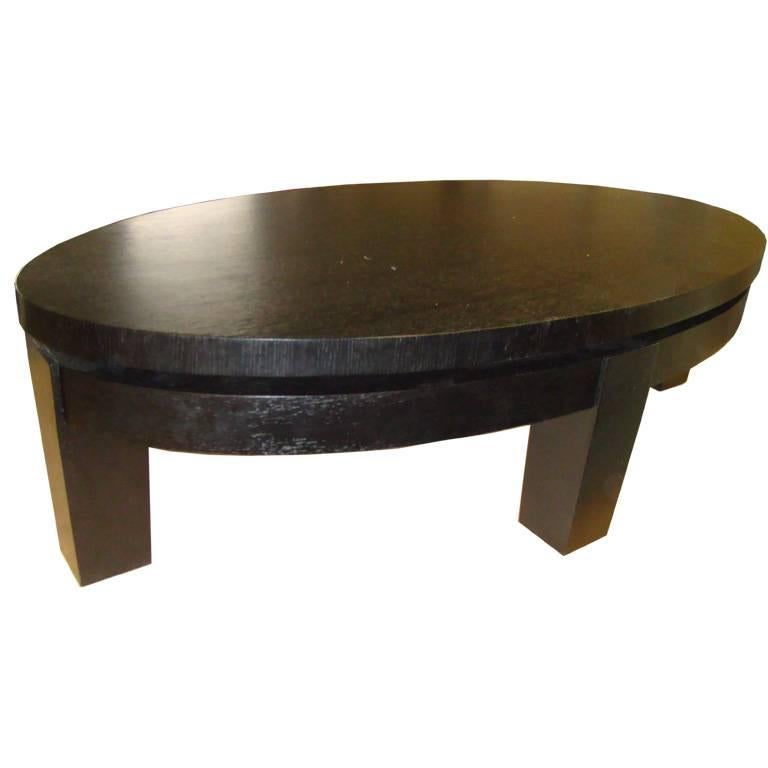 Oval rift Oak coffee table. For Sale