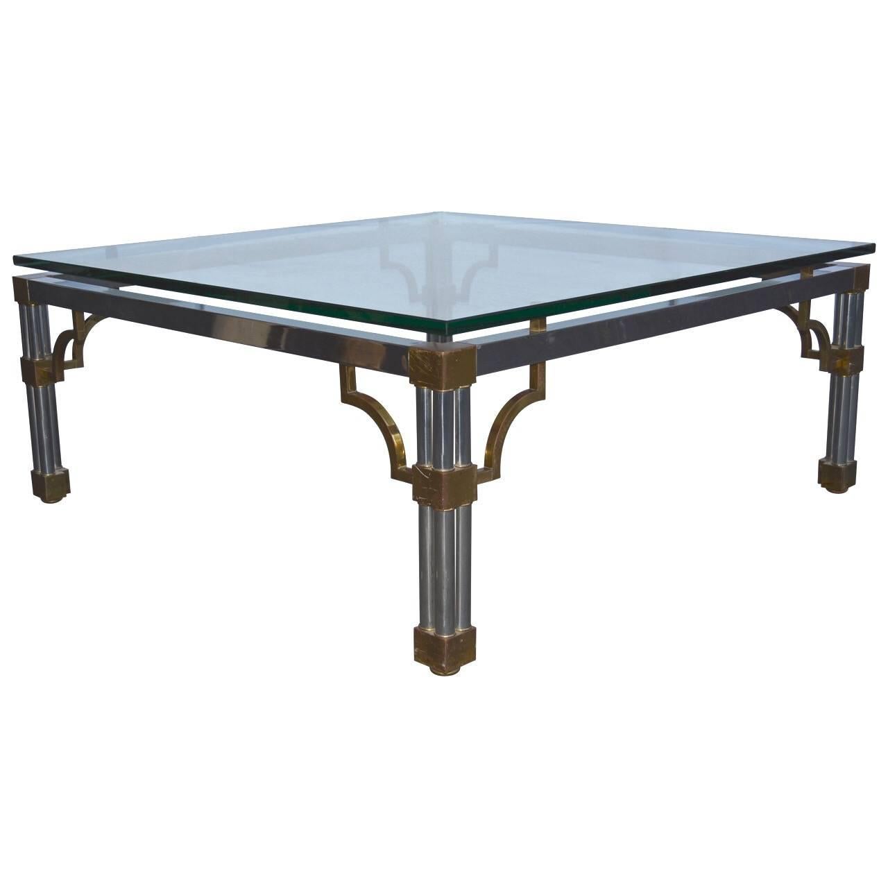 Laiton Table de canapé en laiton, chrome et verre John Vesey en vente