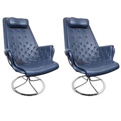 Pair of Bruno Mathsson Blue 'Jetson' Easy Chairs on Swivel Bases for Dux