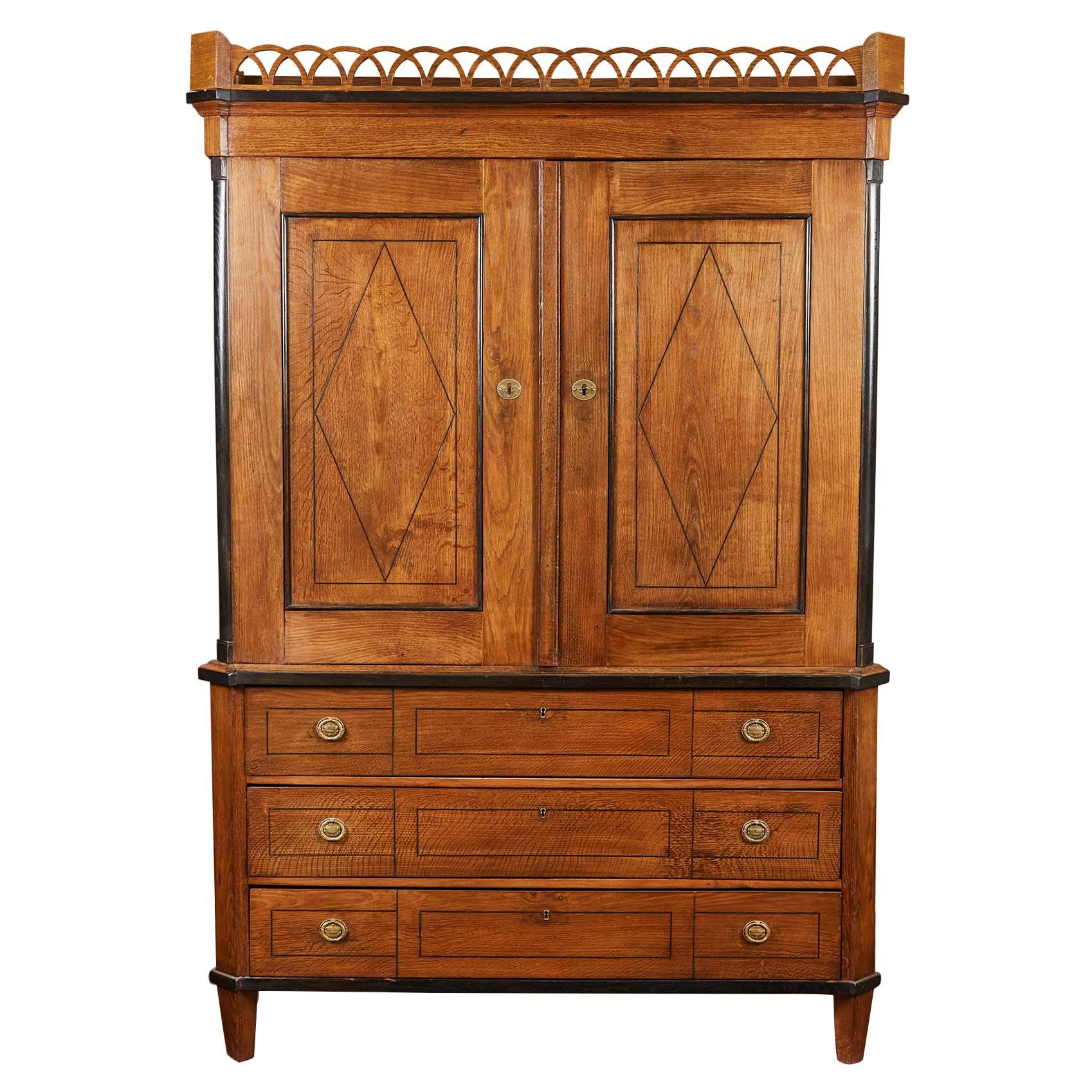 Late 18th Century 2 Door/ 3 Drawer Oak Cabinet 