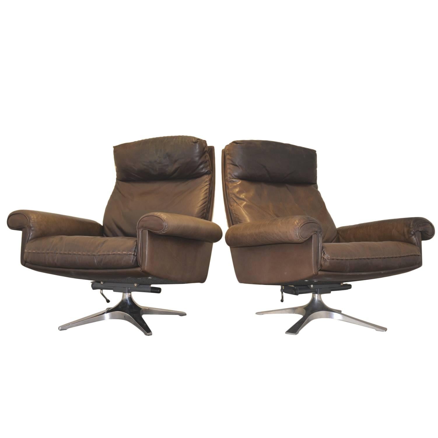 Pair of Vintage De Sede DS-31 High Back Swivel Lounge Club Armchairs, 1970s