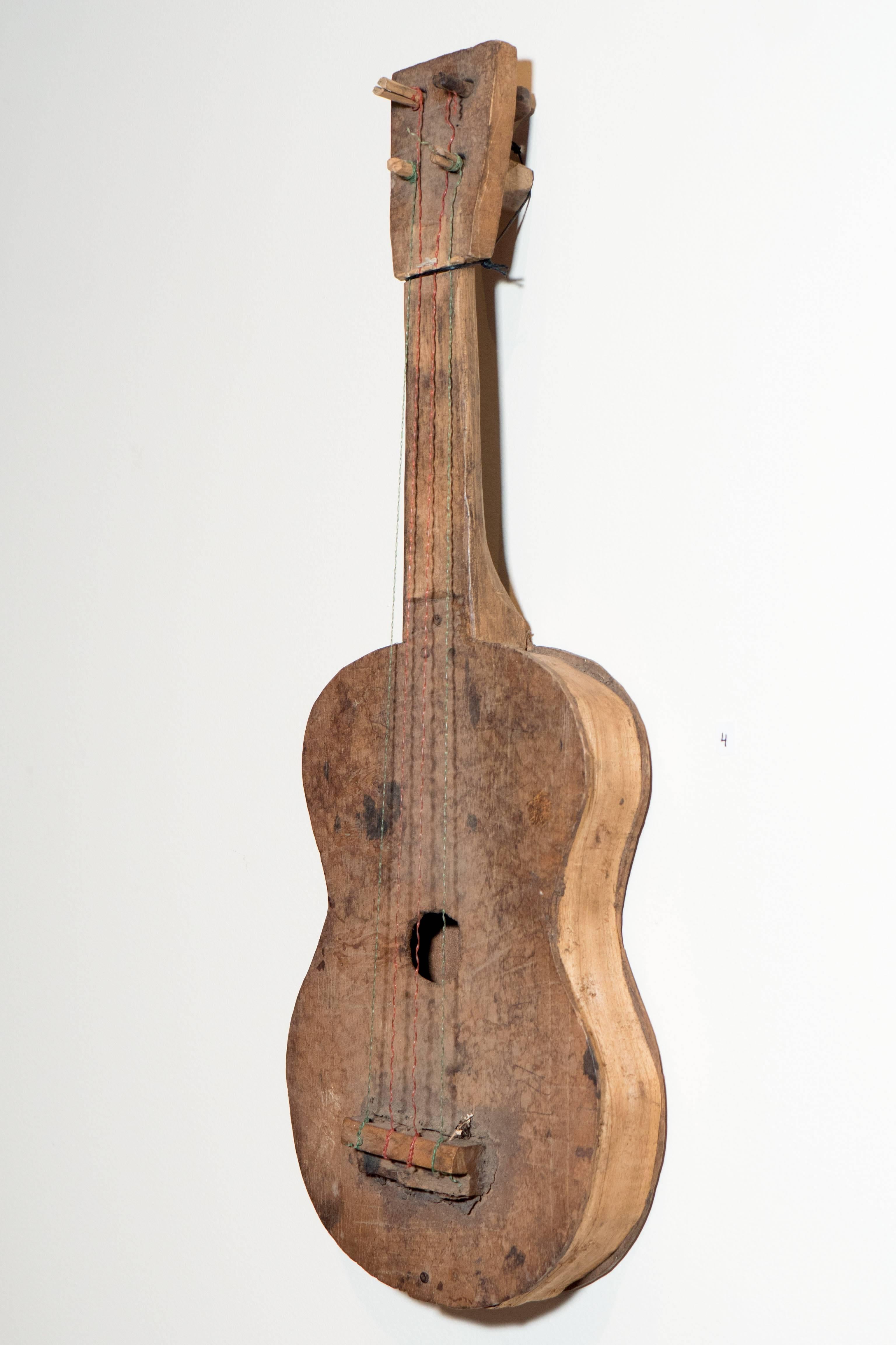 Primitive American Folk Art Violin In Good Condition In New York, NY