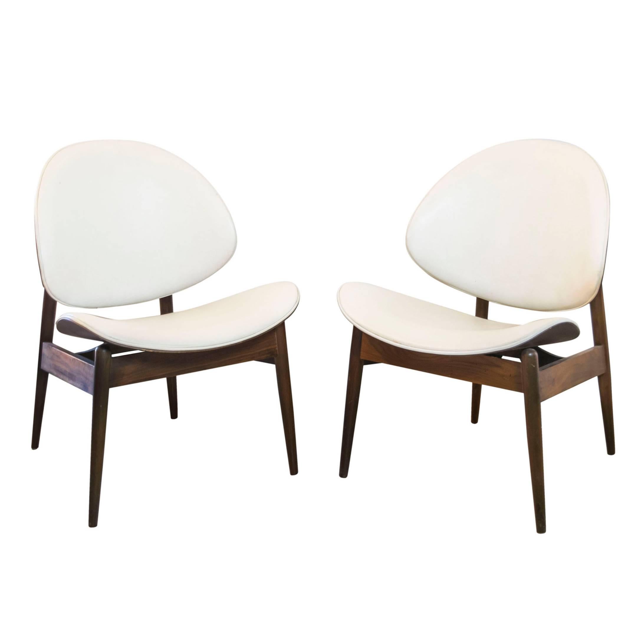 Pair of Kodawood Sculptural Bentwood Cream Walnut Clam Chairs For Sale