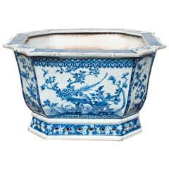 Magnificent Large Chinese Blue and White Porcelain Jardiniere