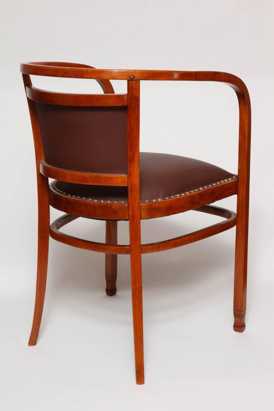 Early 20th Century Otto Wagner Secessionist Bentwood and Leather Armchair, J&J Kohn, 1906 For Sale