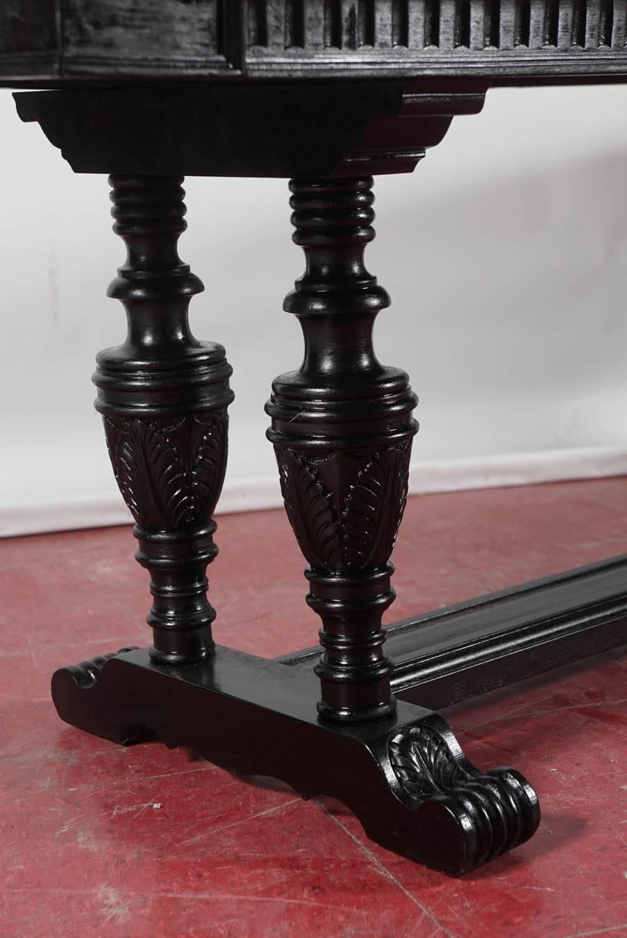 Stained Baroque Style Carved Mahogany Bench