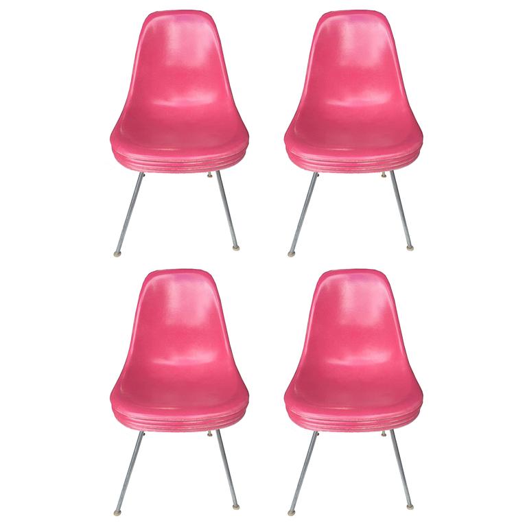 Four Herman Miller Eames Rare Pink Chairs at 1stDibs