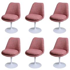 Set of Six Saarinen Tulip Chairs, Knoll International