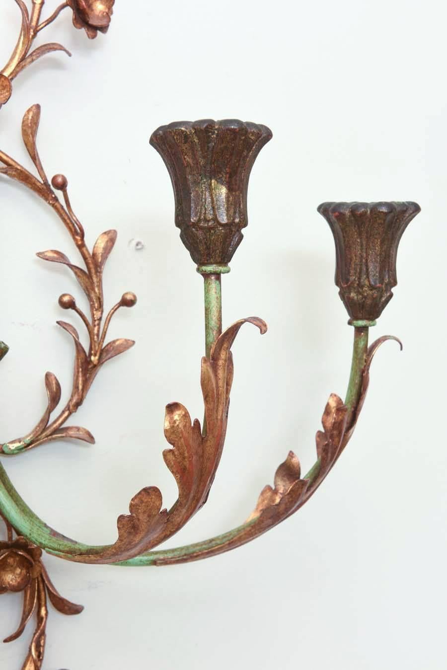 20th Century Pair of Italian Painted and Gilded Iron Foliate Sconces For Sale