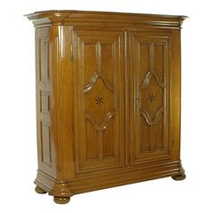 Planking Cupboard/Cabinet, circa 1770-1780, Probably Lorraine, Pear Tree Wood 2