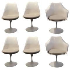 Saarinen Set of Six Tulip Chairs, Knoll 