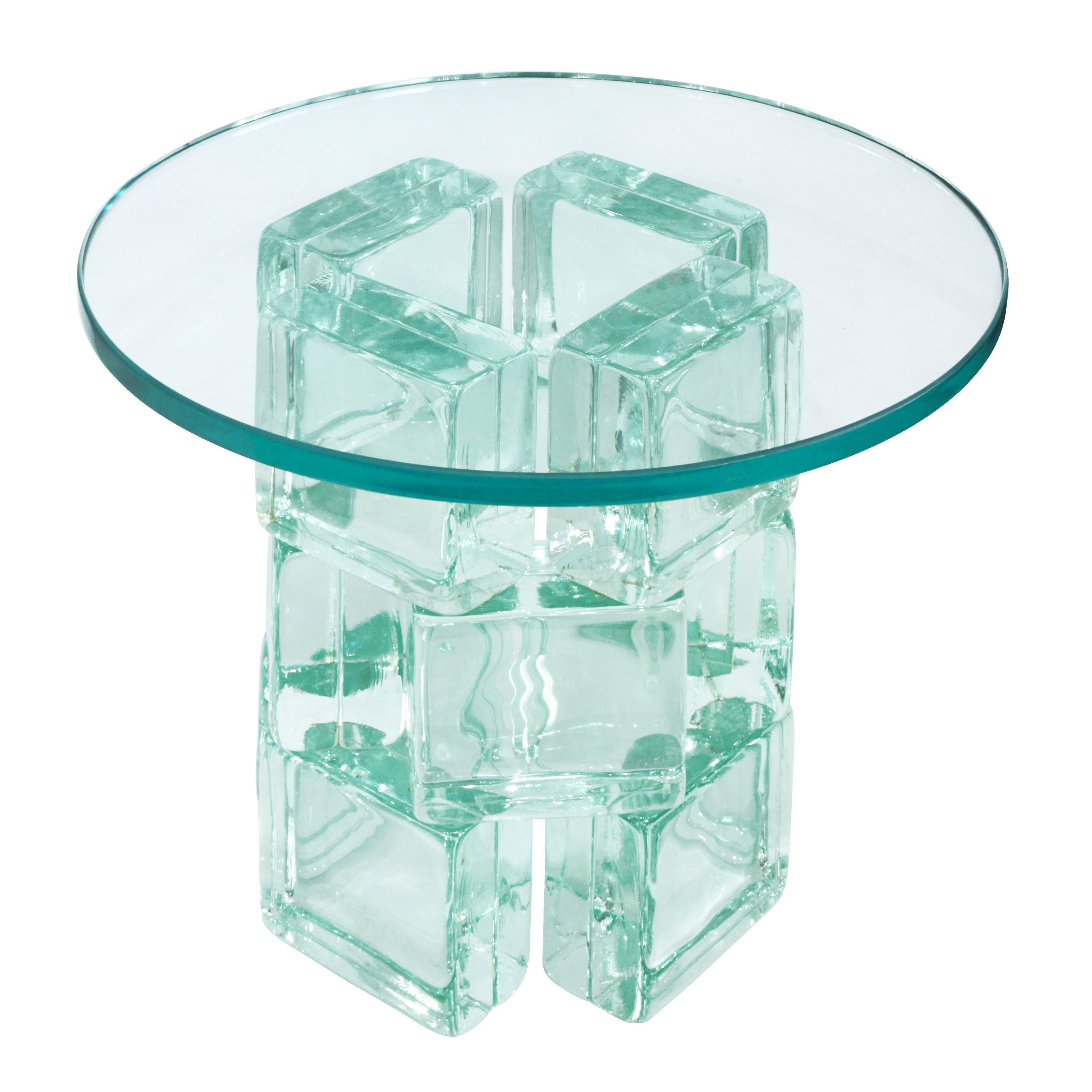 Pair of chic occasional tables with solid glass blocks and glass tops by Imperial Imagineering, American 1981

Glass is a 1/2 inch thick and 18 inches in diameter
