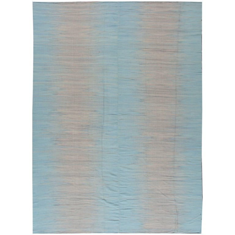Modern Oversized Blue And Beige Turkish Kilim Rug For At 1stdibs Modern Oversized Blue And Beige Turkish Kilim Rug For