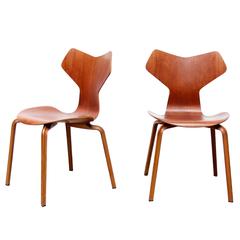 Set of two Early Teak Arne Jacobsen Grand Prix Dining Chairs 3130, 1st Edition
