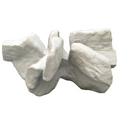Sculpture abstraite blanc craie de Bryan Blow 2