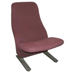 'Concorde' Chairs by Pierre Paulin 3