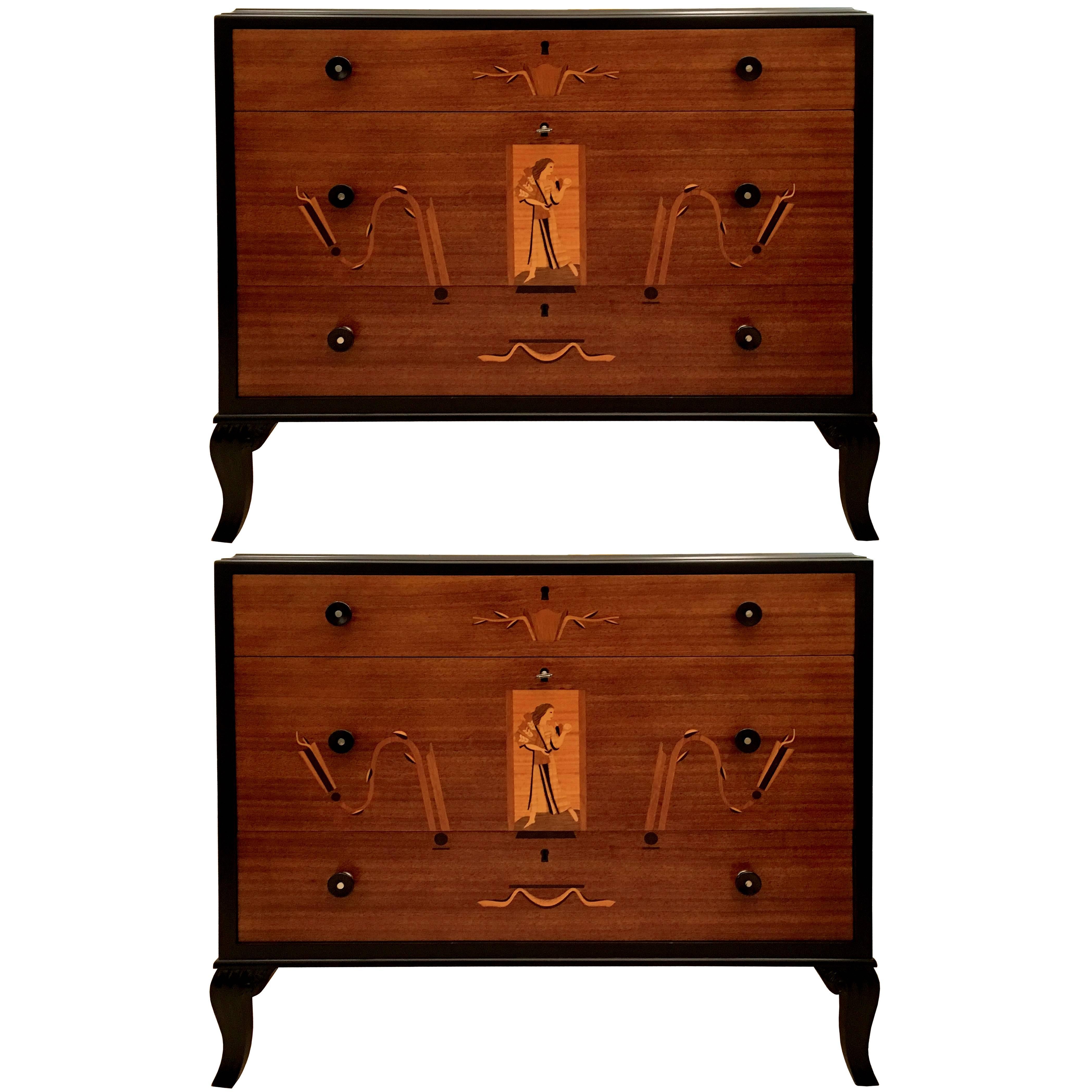 Italian Mahogany and Maple Chest of Drawers For Sale