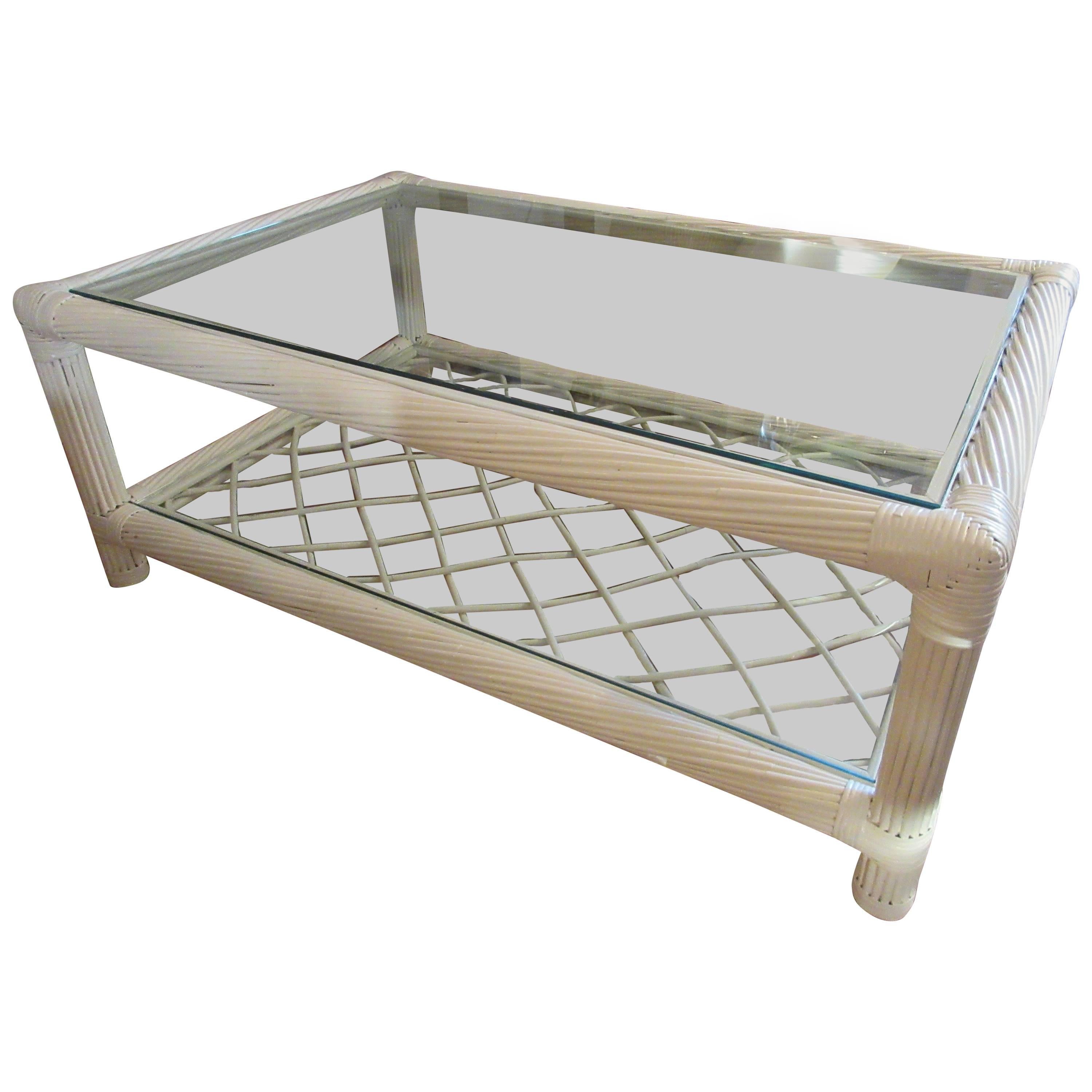 Ficks Reed Couchtisch aus Bambus und Glas aus der Mitte des Jahrhunderts im Angebot