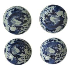 Early18th C, FOUR Chinese, Porcelain DISHES or PLATES, Blue and White Dragons
