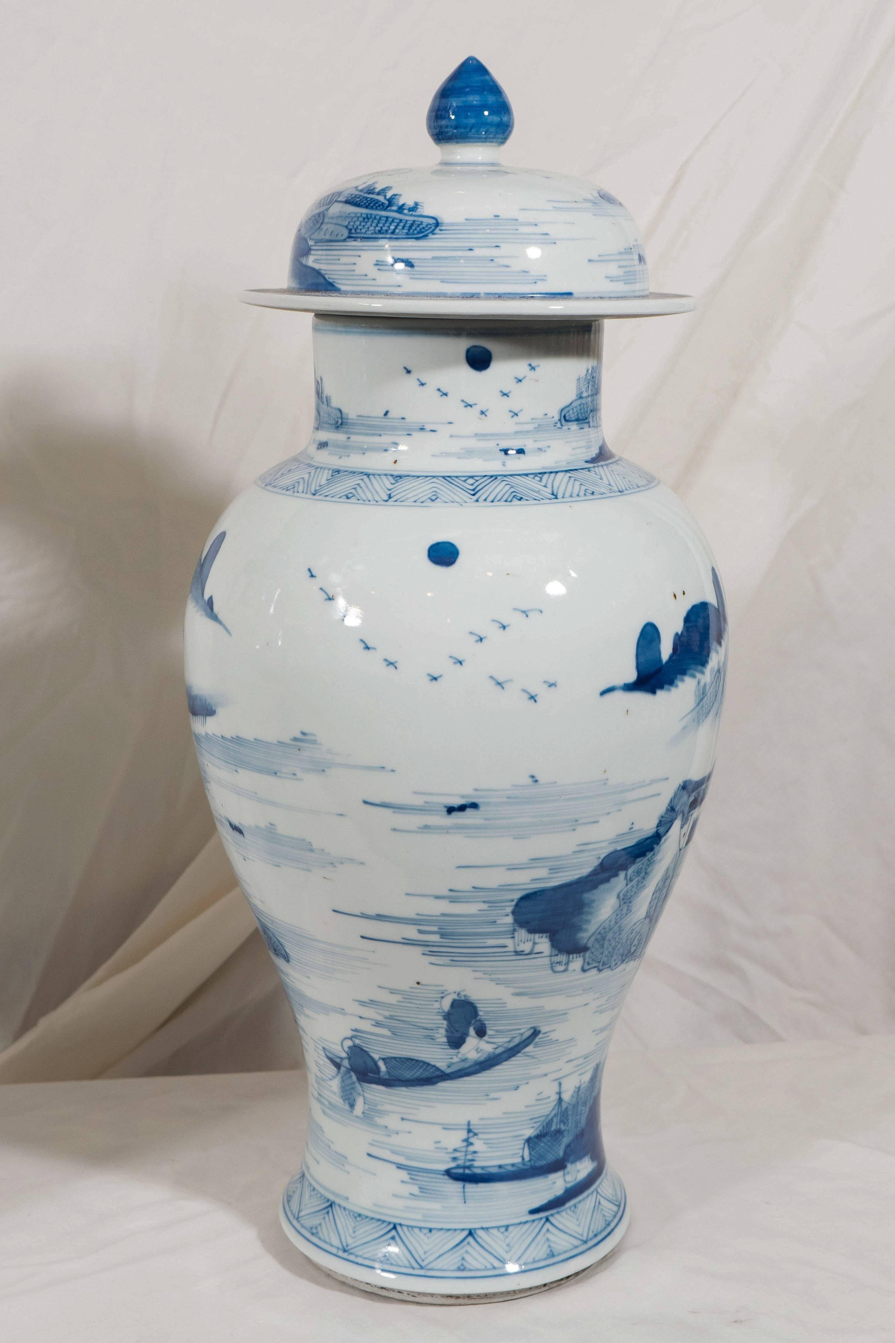  Antique Chinese Porcelain Ginger Jars Blue and White  In Excellent Condition In Katonah, NY