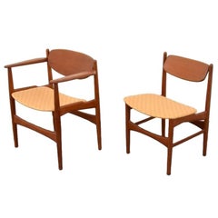 Hovmand-Olsen Table and Chairs, Six Chairs with Table Leaves, 1950s, Denmark