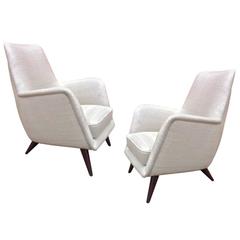 Style of Gio Ponti Pair of Extremely Refined Design Pair of Armchairs