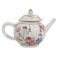 18th Century Chinese Export Porcelain Tea Pot