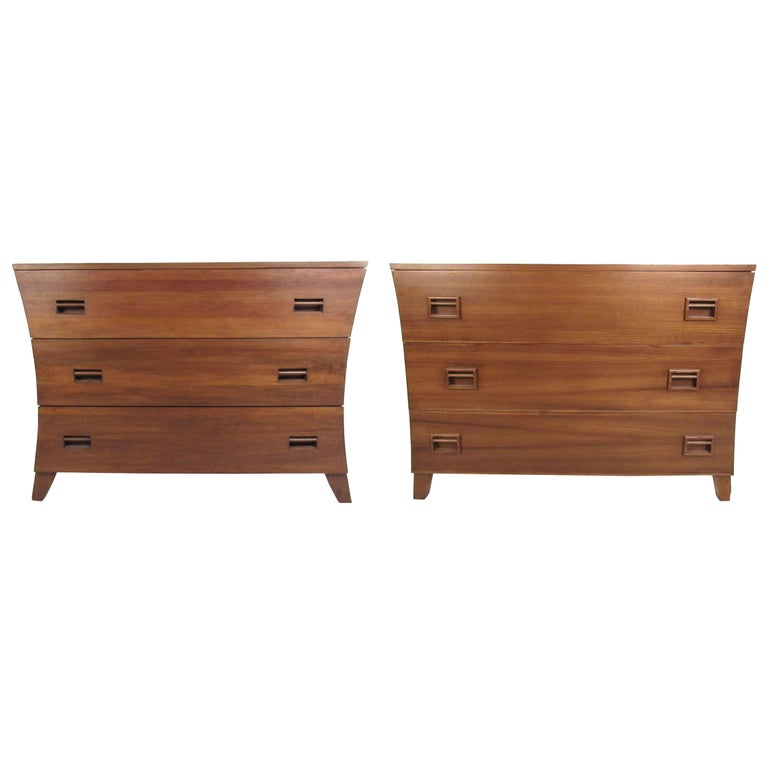 Pair Vintage Three Drawer Dressers For Sale at 1stDibs