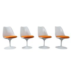 Set of Four Vintage Tulip Chairs by Eero Saarinen for Knoll
