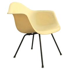 Herman Miller Eames Zenith LAX Lounge Chair en cuir parcheminé