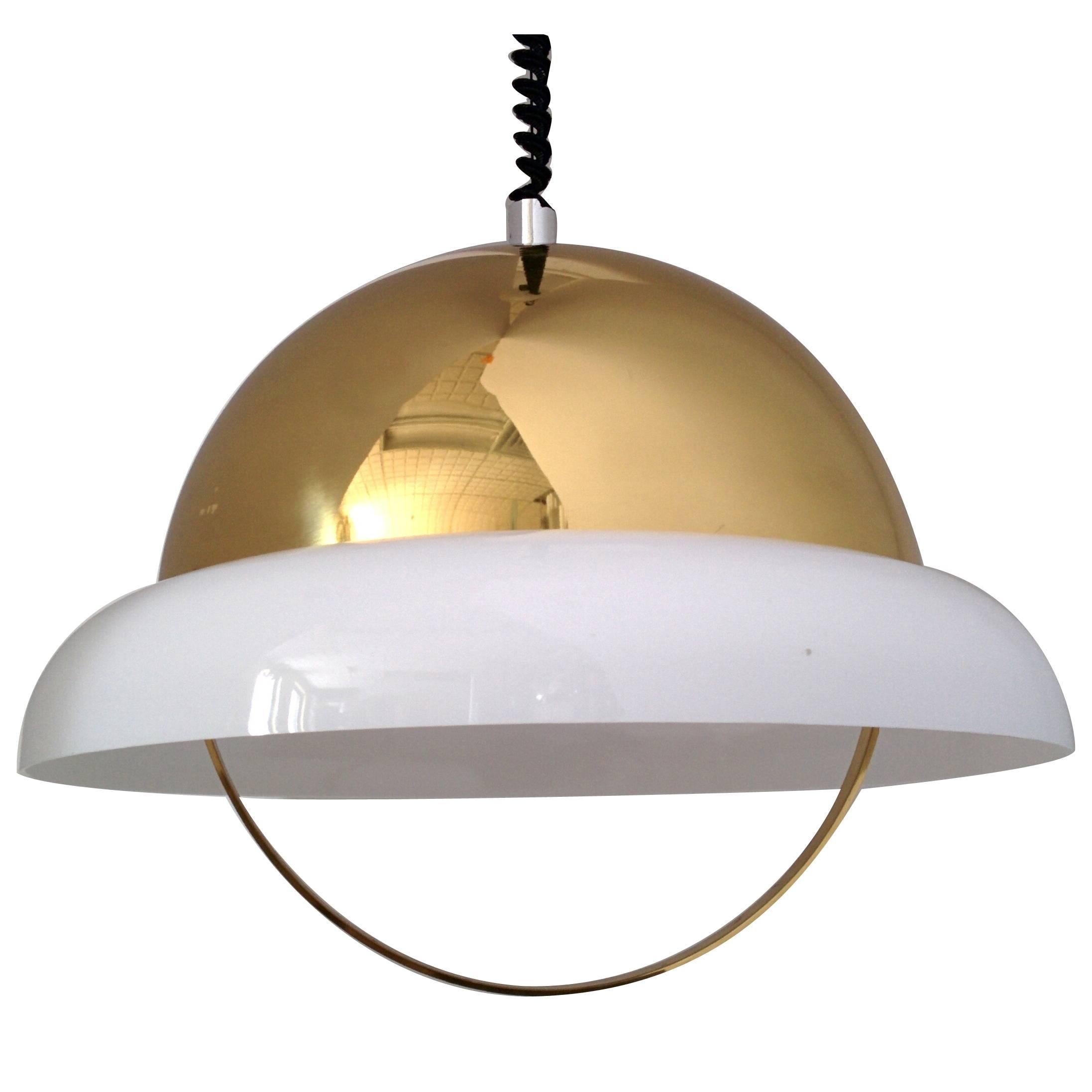 Reggiani Brass and Perspex Chandelier, Mid-Century 1960s, Italy