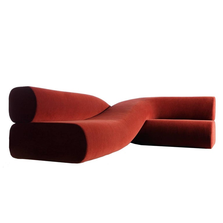 Contemporary Twisted Sofa in Upholstered Fabric 1