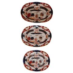 Set of Three Mason's Graduated Platters, Staffordshire, circa 1825