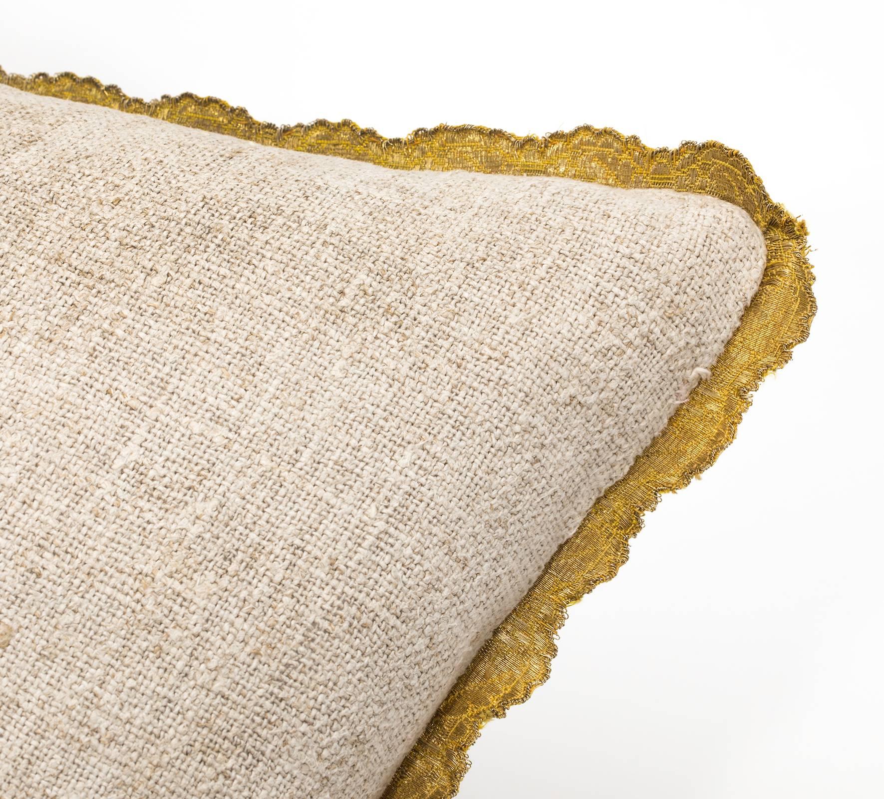 Pillow, Antique Metallic Gold Appliqué on Linen  For Sale 3