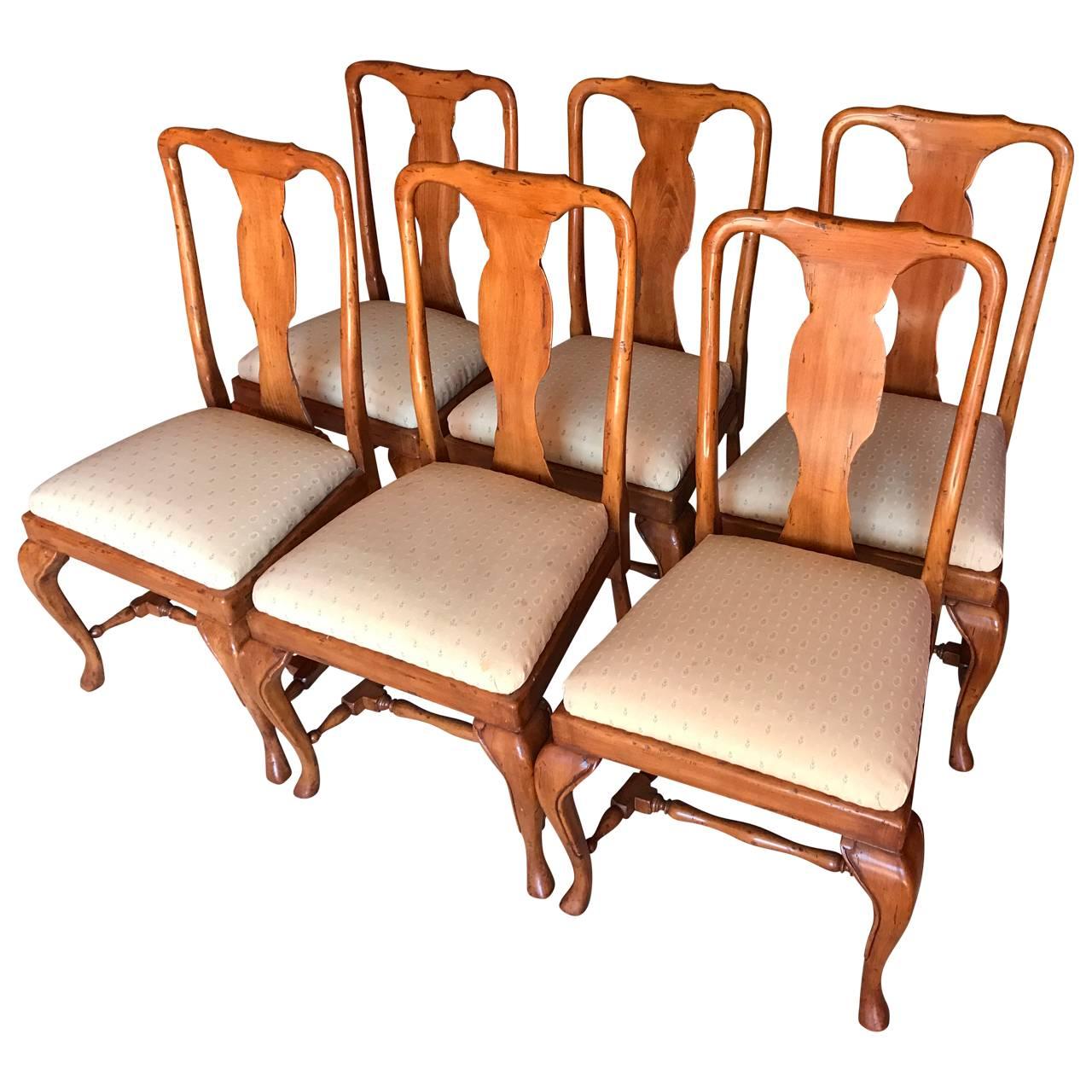 Wood Set of Eight Queen Anne Style Dining Chairs