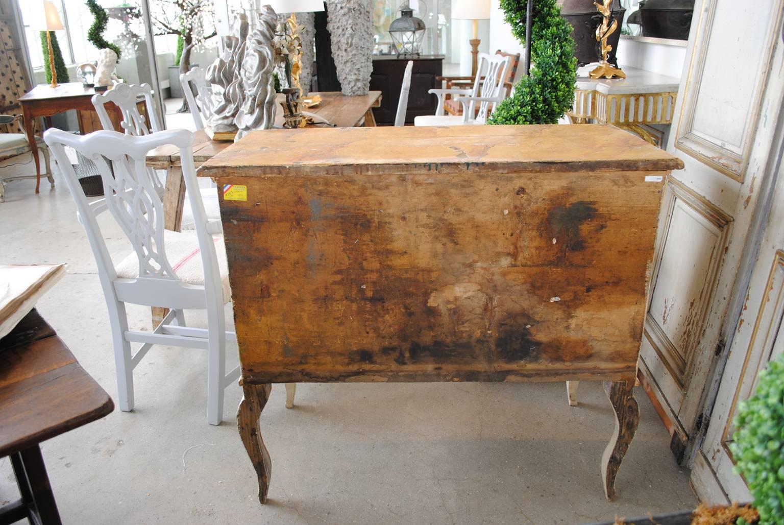 Mid to Late 19th Century Painted Italian Commode For Sale 6