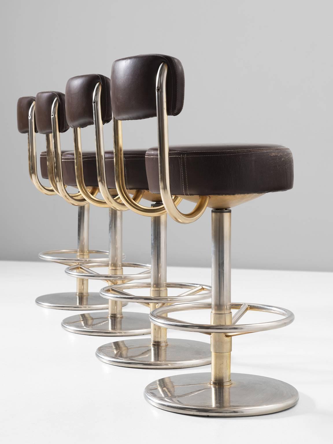 Hollywood Regency Set of Four Bar Stools in Brass Colored Metal and Brown Leather Upholstery