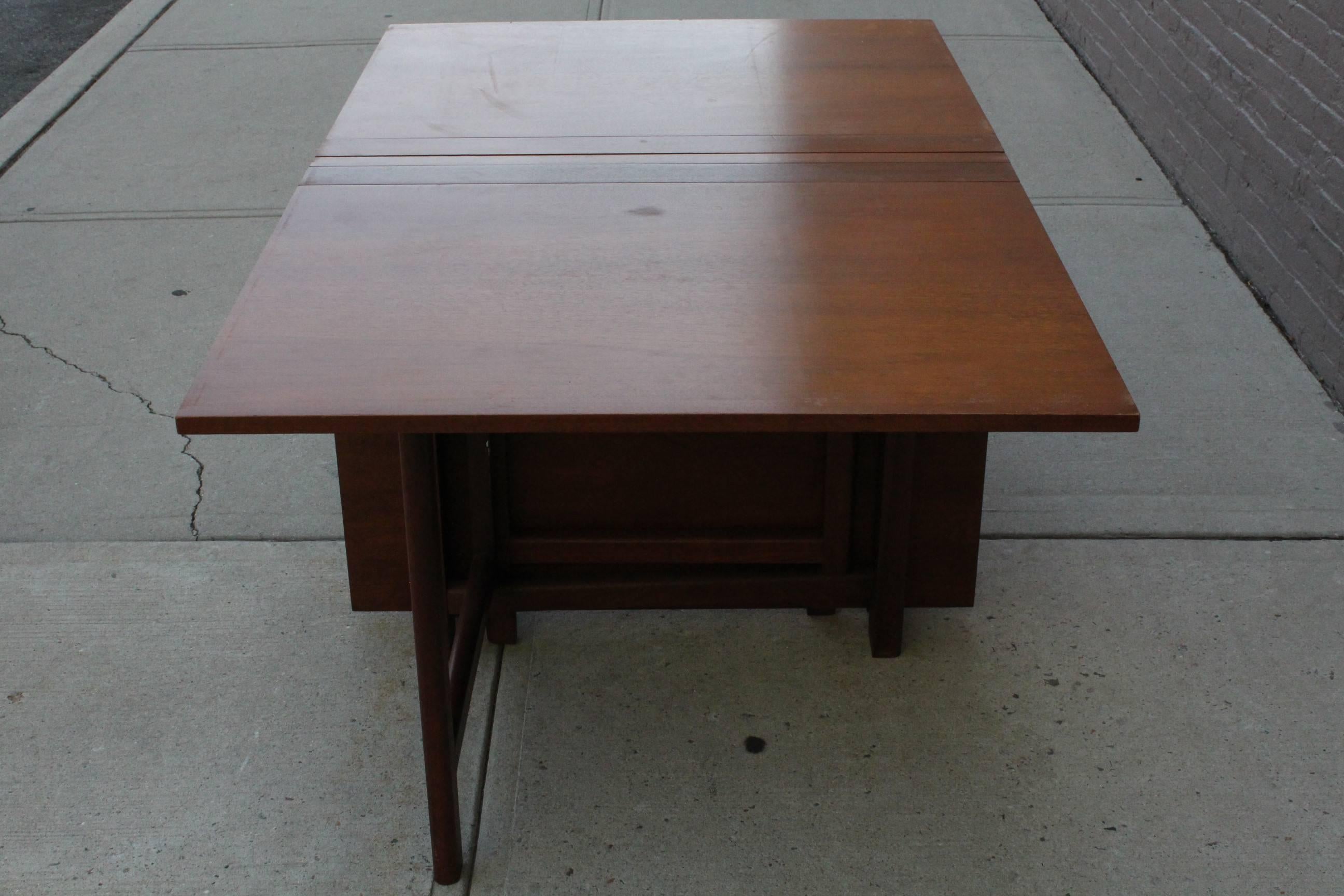 Bruno Mathsson 'Maria' Gateleg Extending Dining Table In Good Condition In New York, NY