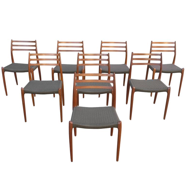 Set of Eight Dining Chairs in dark Teak, Model 78 by Niels O. Møller